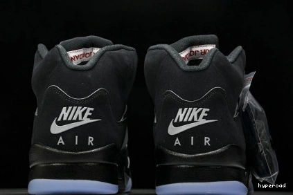 Hyperoad “Black Air Reimagined” Jordan Metallic 5 1001